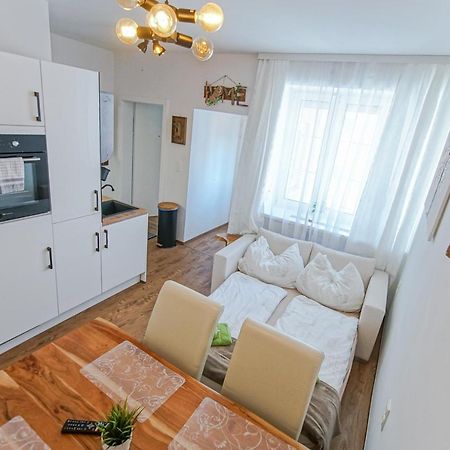 Auszeit Steiraland 7 Mit Ueberdachten Balkon Und Parkplatz Leoben  Eksteriør billede