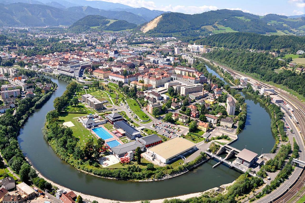 Auszeit Steiraland 7 Mit Ueberdachten Balkon Und Parkplatz Leoben  Eksteriør billede