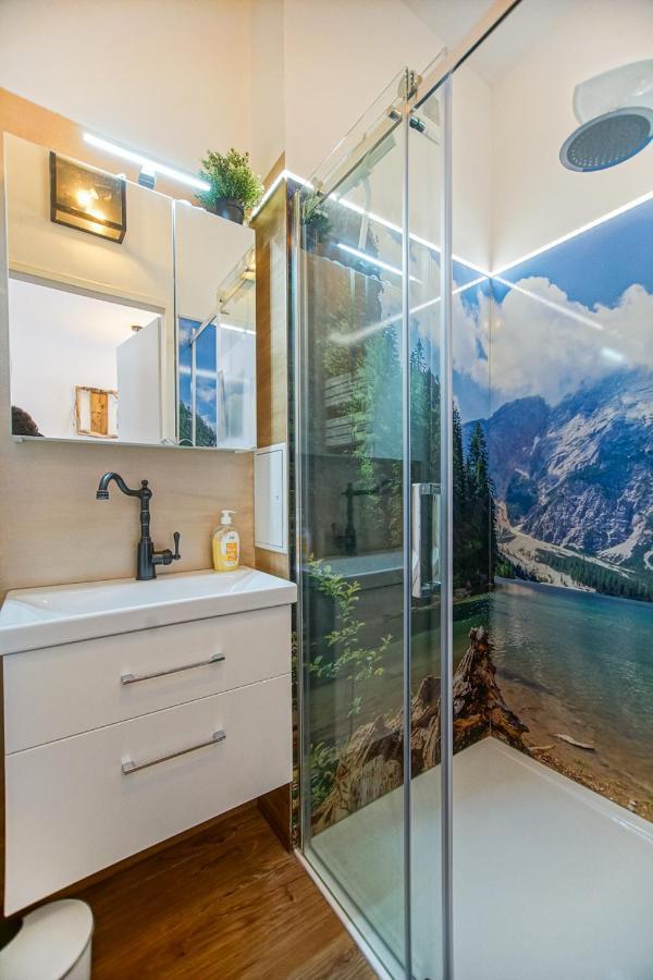 Auszeit Steiraland 7 Mit Ueberdachten Balkon Und Parkplatz Leoben  Eksteriør billede