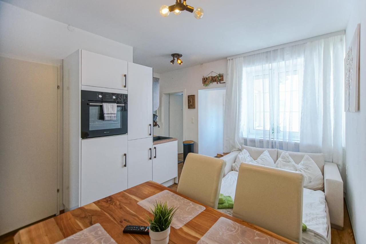 Auszeit Steiraland 7 Mit Ueberdachten Balkon Und Parkplatz Leoben  Eksteriør billede
